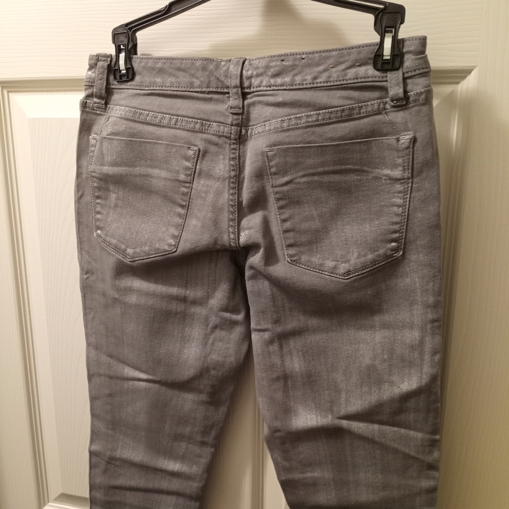 . - Picture 2 of 4